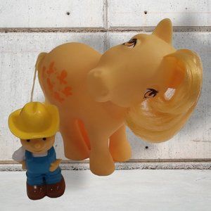 Hasbro My Little Pony Yellow with an Unbranded Farmer/ Yellow Hat Lot of 2 /2017
